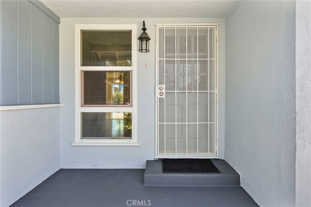 537 E Trenton, San Bernardino, CA 92404