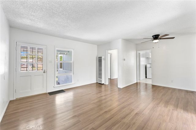 537 E Trenton, San Bernardino, CA 92404