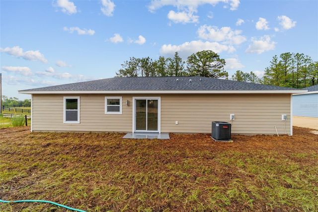 24153 NW TAMARIND LANE, Dunnellon, FL 34431