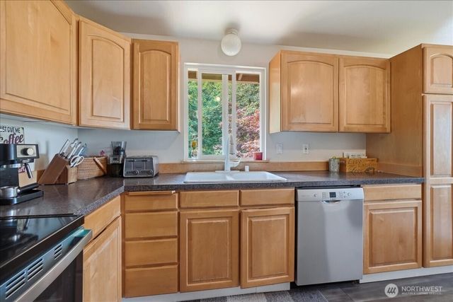 8604 W 45TH, University Place, WA 98466