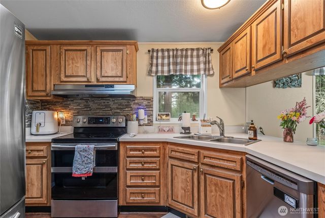 302 Port Hadlock Heights Road, Port Hadlock, WA 98339