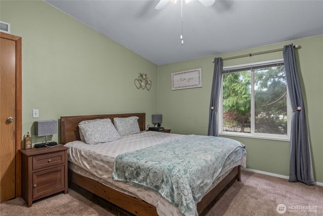 302 Port Hadlock Heights Road, Port Hadlock, WA 98339