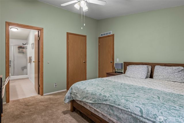 302 Port Hadlock Heights Road, Port Hadlock, WA 98339