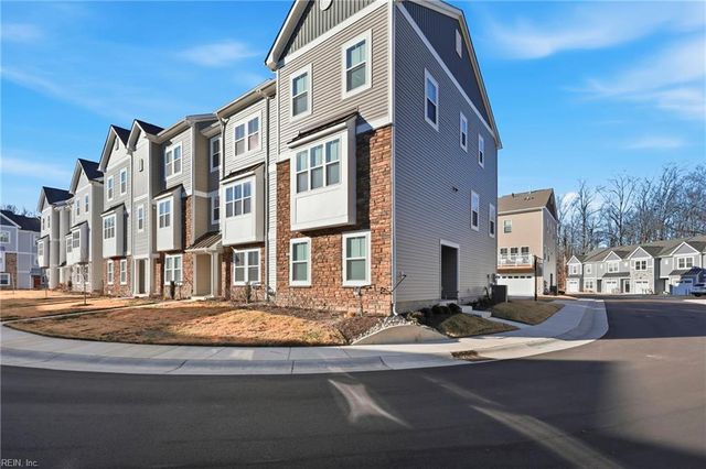 2022 Laycock Ln Unit 101, Suffolk, VA 23435