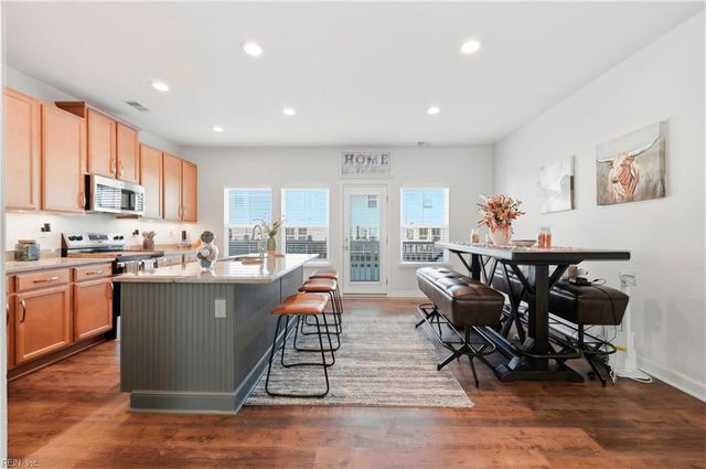 2022 Laycock Ln Unit 101, Suffolk, VA 23435