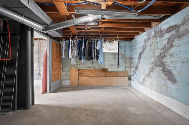 2564 Millbrook Drive, Lexington, KY 40503