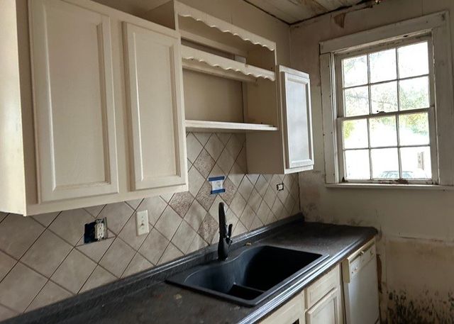 824 Columbia Street, Shreveport, LA 71104