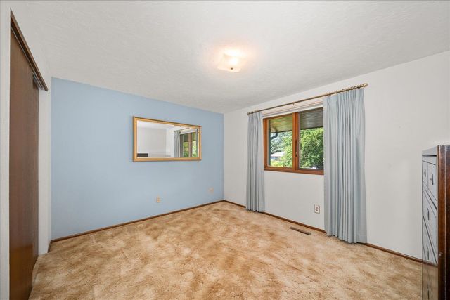 11808 N Madison St, Spokane, WA 99218