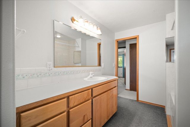 11808 N Madison St, Spokane, WA 99218