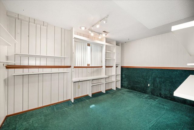 11808 N Madison St, Spokane, WA 99218