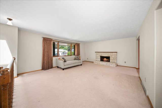 11808 N Madison St, Spokane, WA 99218