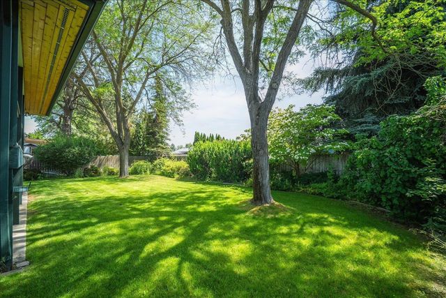11808 N Madison St, Spokane, WA 99218