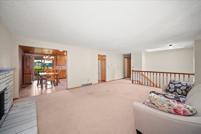 11808 N Madison St, Spokane, WA 99218
