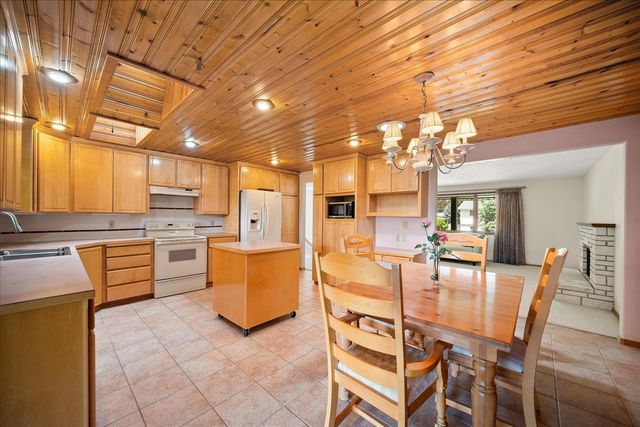 11808 N Madison St, Spokane, WA 99218