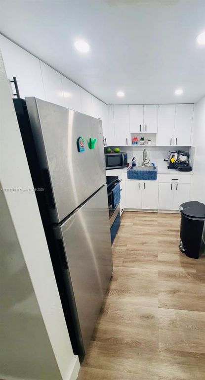 488 NE 18th Ave 104, Homestead, FL 33033