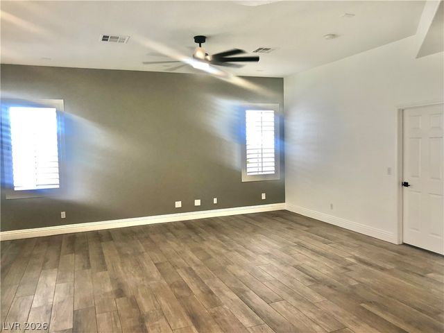 20 CHATEAU WHISTLER Court, Las Vegas, NV 89148