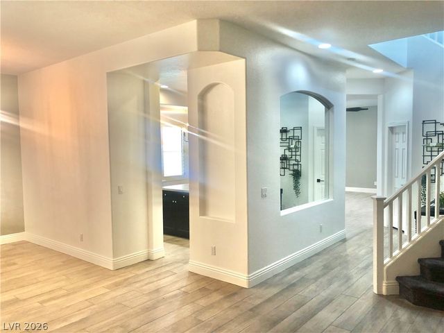 20 CHATEAU WHISTLER Court, Las Vegas, NV 89148