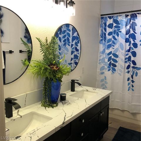 20 CHATEAU WHISTLER Court, Las Vegas, NV 89148