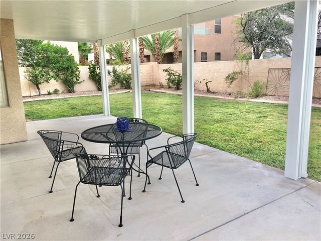 20 CHATEAU WHISTLER Court, Las Vegas, NV 89148