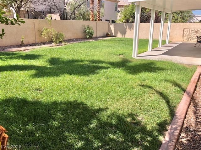 20 CHATEAU WHISTLER Court, Las Vegas, NV 89148