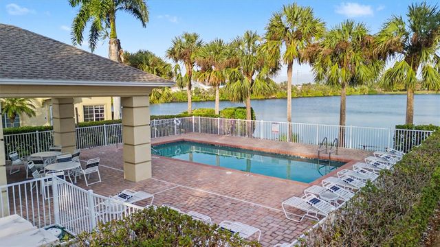 3505 45TH TERRACE W 105, Bradenton, FL 34210