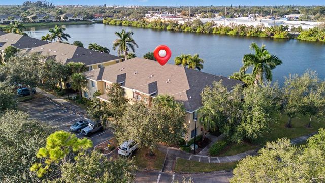 3505 45TH TERRACE W 105, Bradenton, FL 34210