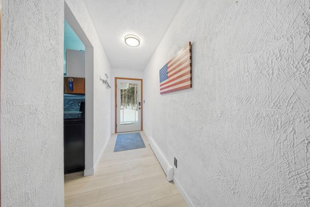 41 Low Road, Wallkill, NY 12589