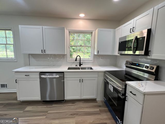 3738 Brookcrest Circle, Decatur, GA 30032