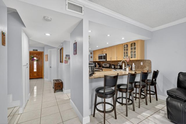 7101 W 24th Avenue 45, Hialeah, FL 33016