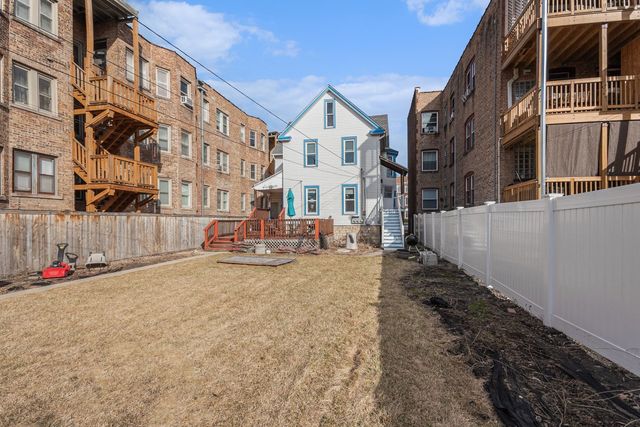 427 Wisconsin Avenue, Oak Park, IL 60302