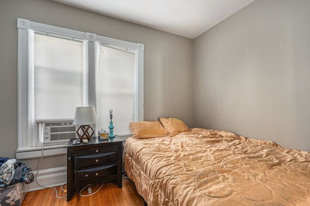 427 Wisconsin Avenue, Oak Park, IL 60302