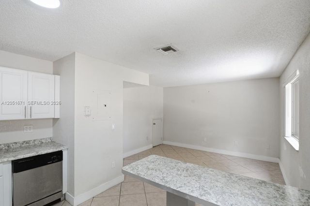 15250 SW 134th Place 110, Miami, FL 33177