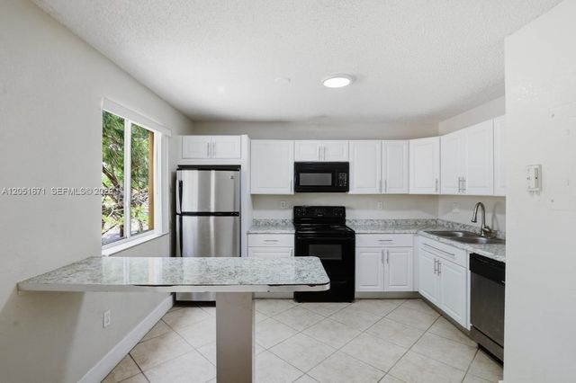 15250 SW 134th Place 110, Miami, FL 33177