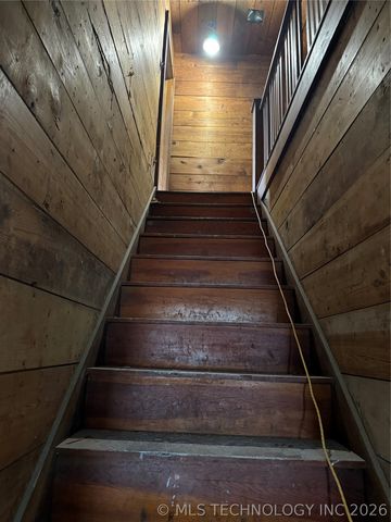 1111 N 5th Avenue, Durant, OK 74701