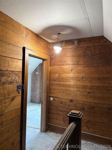 1111 N 5th Avenue, Durant, OK 74701