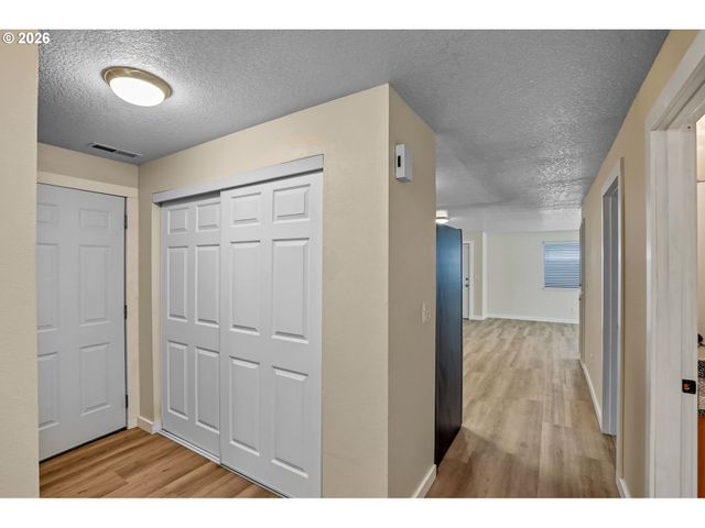 442 OLSON Dr, Jefferson, OR 97352