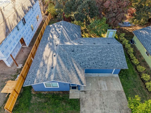 442 OLSON Dr, Jefferson, OR 97352