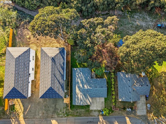 442 OLSON Dr, Jefferson, OR 97352