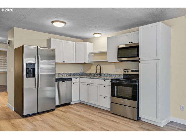 442 OLSON Dr, Jefferson, OR 97352