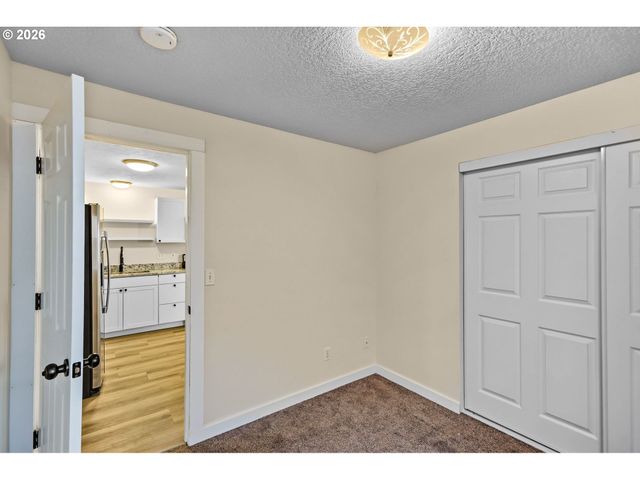 442 OLSON Dr, Jefferson, OR 97352