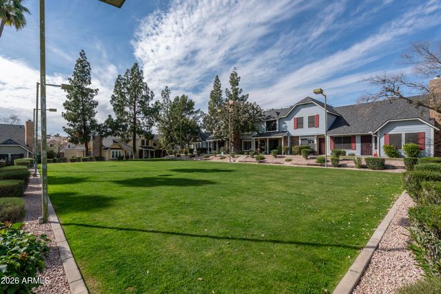 4850 E Kachina Trail 4, Phoenix, AZ 85044