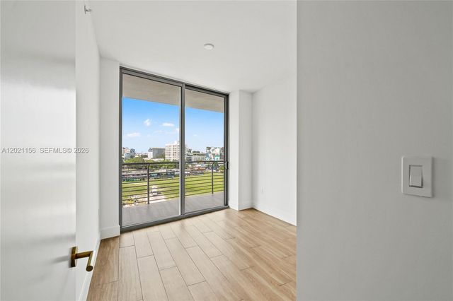 90 NE 32nd St 627, Miami, FL 33137