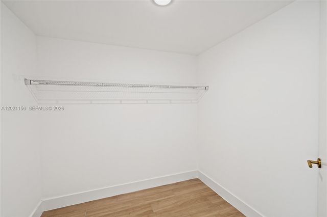 90 NE 32nd St 627, Miami, FL 33137