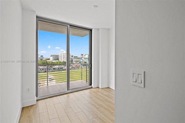 90 NE 32nd St 627, Miami, FL 33137