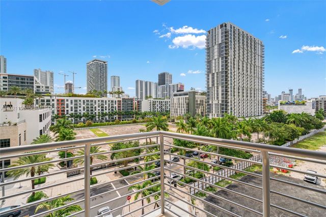90 NE 32nd St 627, Miami, FL 33137