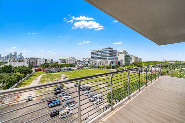 90 NE 32nd St 627, Miami, FL 33137
