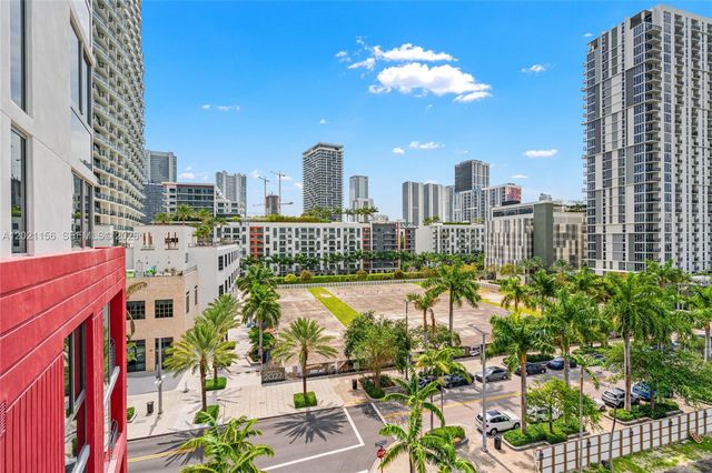 90 NE 32nd St 627, Miami, FL 33137