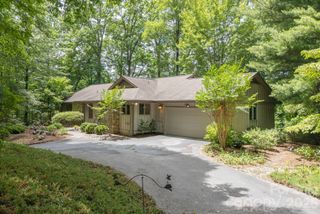 117 Tarnhill Drive, Flat Rock, NC 28731