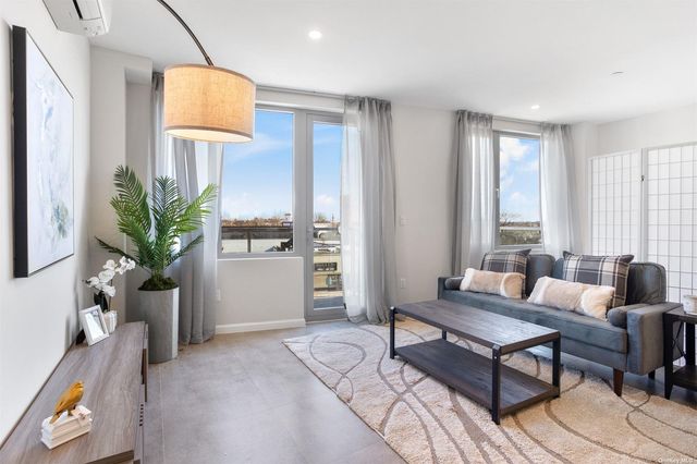 150-23 Barclay Avenue 3B, Flushing, NY 11355