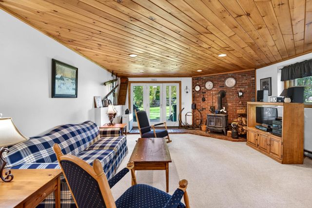 8B Crane Circle, Laconia, NH 03246